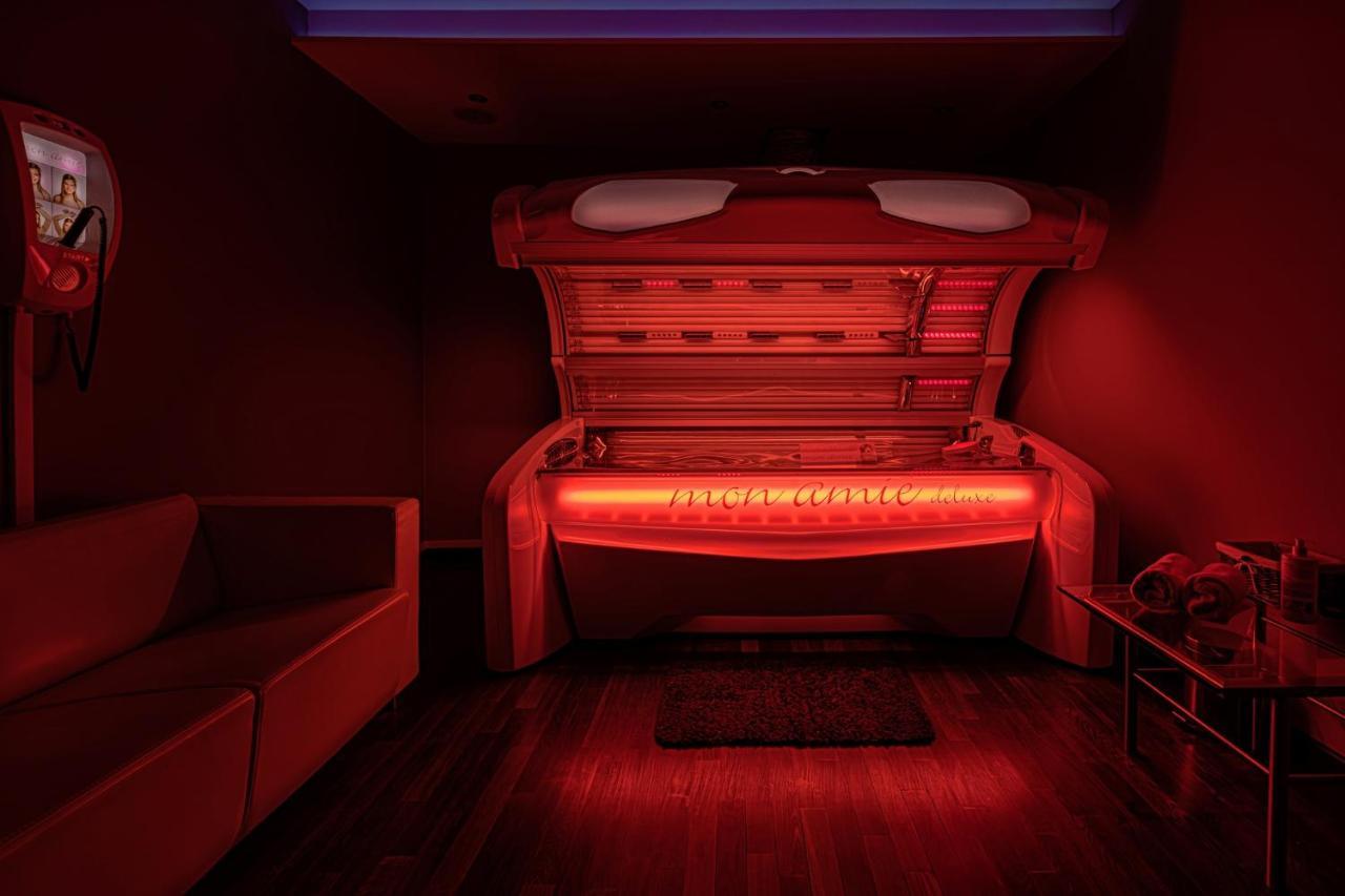 Hotel Uroczysko Cedzyna エクステリア 写真